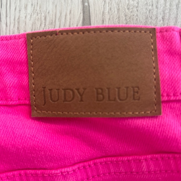 Judy Blue Bootleg Pants - Picture 2 of 6
